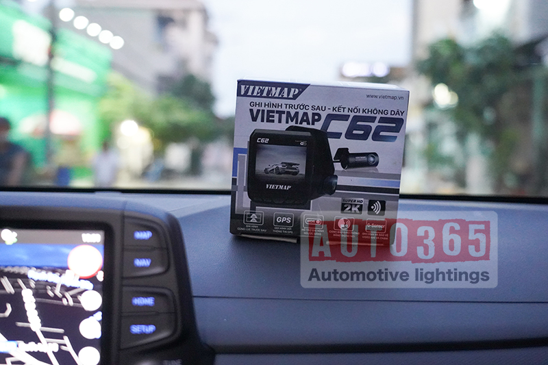 Hyundai Kona lắp camera hành trình Vietmap C62